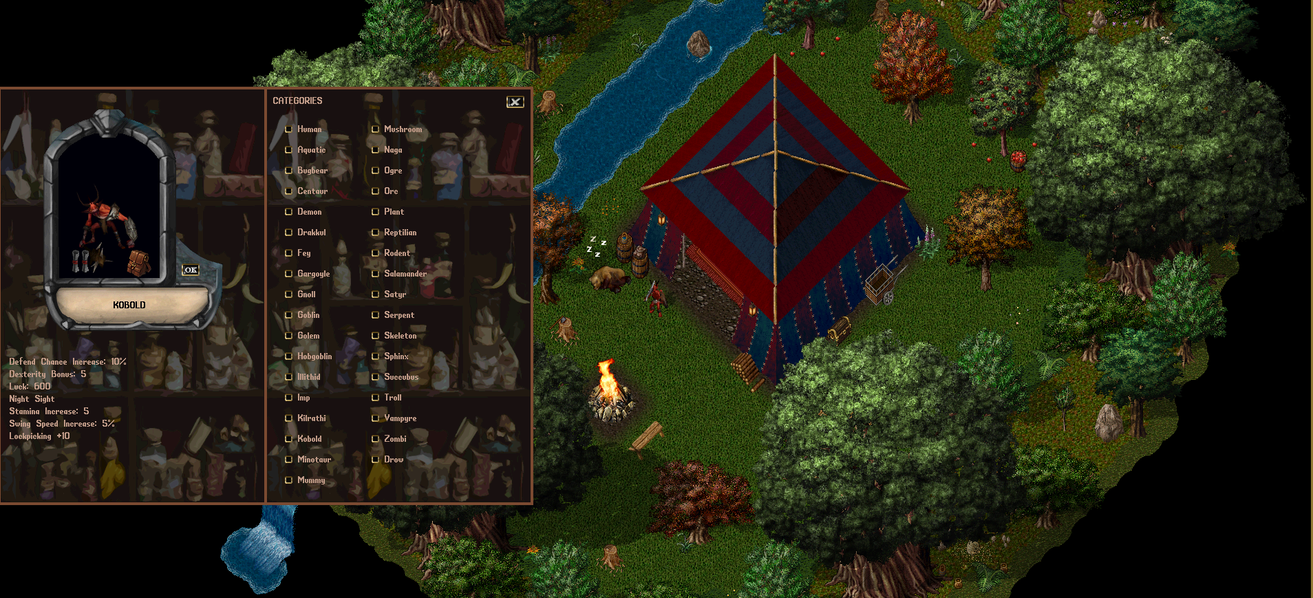 Imagem de seleção de espécies do jogo Ultima Online no servidor Ecos de Sosaria. A espécie selecionada é um Kobold. Há um 'paperdoll' com a imagem de um jogador que selecionou a espécie Kobold e a legenda: ''Kobold"'. No centro da imagem, há um personagem Kobold em pé, do lado de fora de uma cabana. Ao seu redor há um urso dormindo, uma fogueira, várias árvores, vegetação e um riacho.