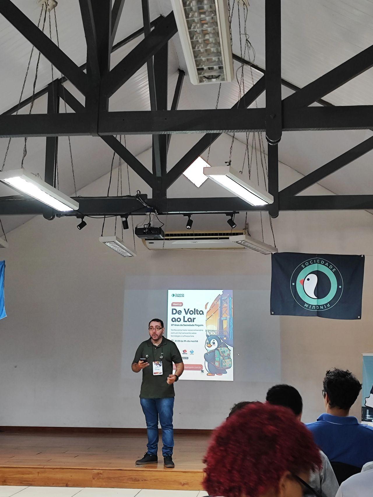 Palco da Etec onde eu estou discursando